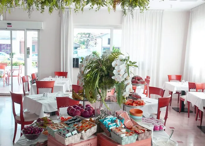 多里酒店 酒店 卡斯特努沃德加尔达