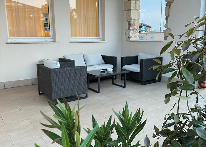 Dore Hotell Castelnuovo del Garda