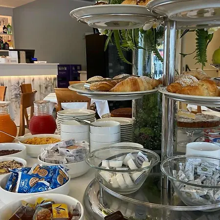 Dorè Hotel 3*