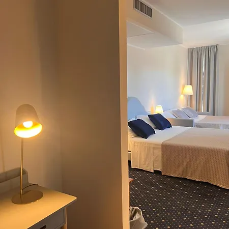 Dore Hotel