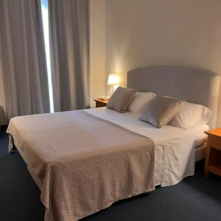 Hotel Dore 3*