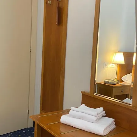 Dore 3* Castelnuovo del Garda