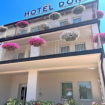 Dore Hotell Castelnuovo del Garda