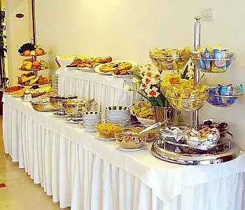 Dore Hotel 3*