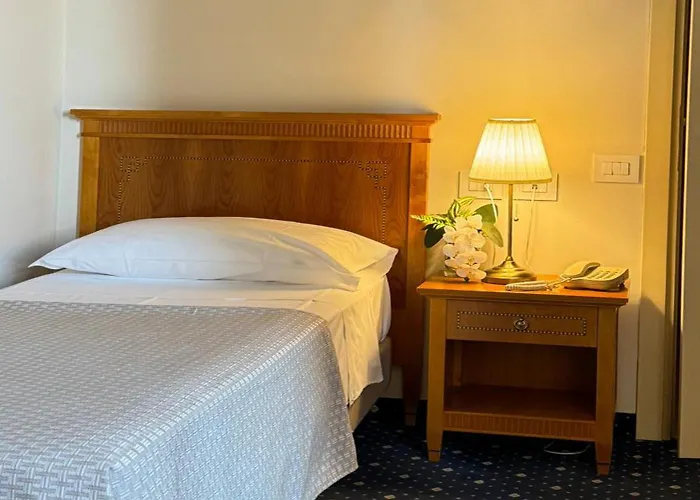 Dore Hotel