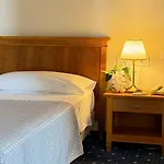 Dore Hotel